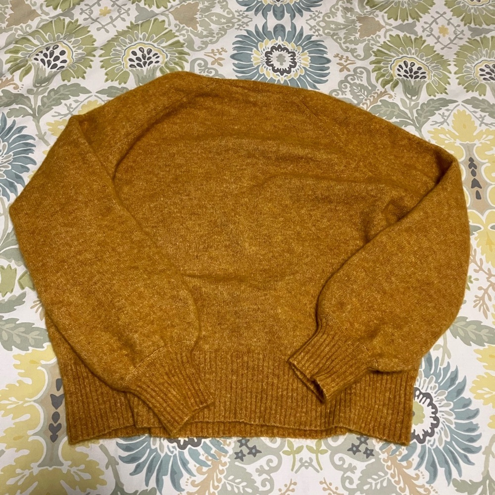 Very EUC Sézane Leon Sweater size M in Cumin (golden yellow) - Picture 13 of 13